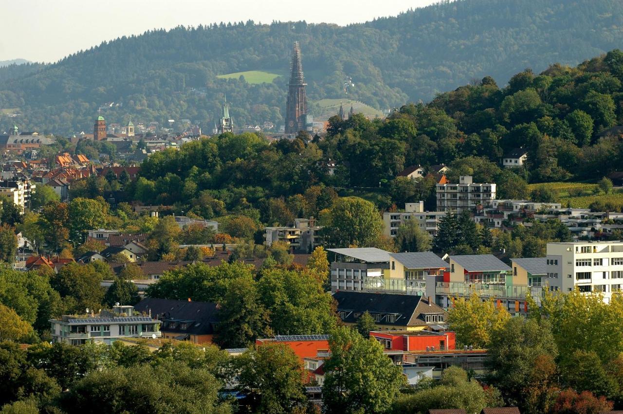 Invite Hotel Loewen Freiburg Eksteriør billede