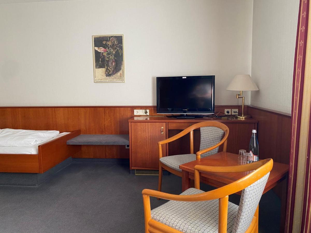 Invite Hotel Loewen Freiburg Eksteriør billede