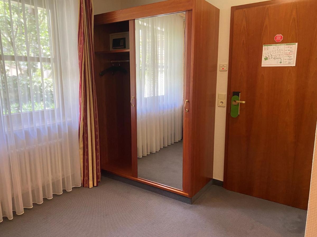 Invite Hotel Loewen Freiburg Eksteriør billede